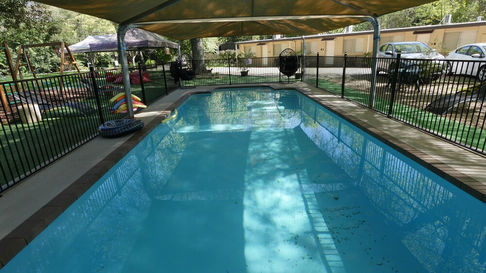 Adina Lodge Holiday Units