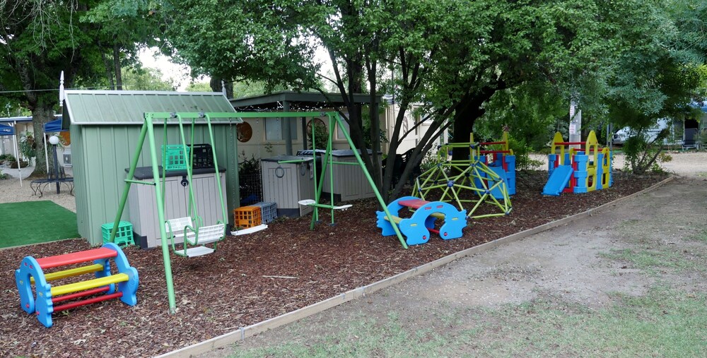 Adina Lodge Holiday Units