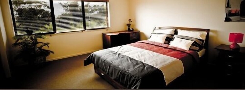 Insaa Serviced Apartments Dandenong
