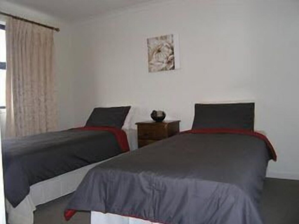 Insaa Serviced Apartments Dandenong