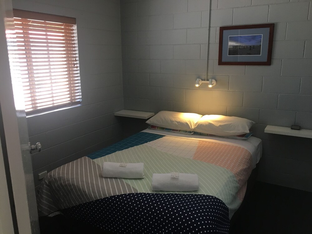 Esperance Central Deals & Reviews (Esperance, AUS) Wotif