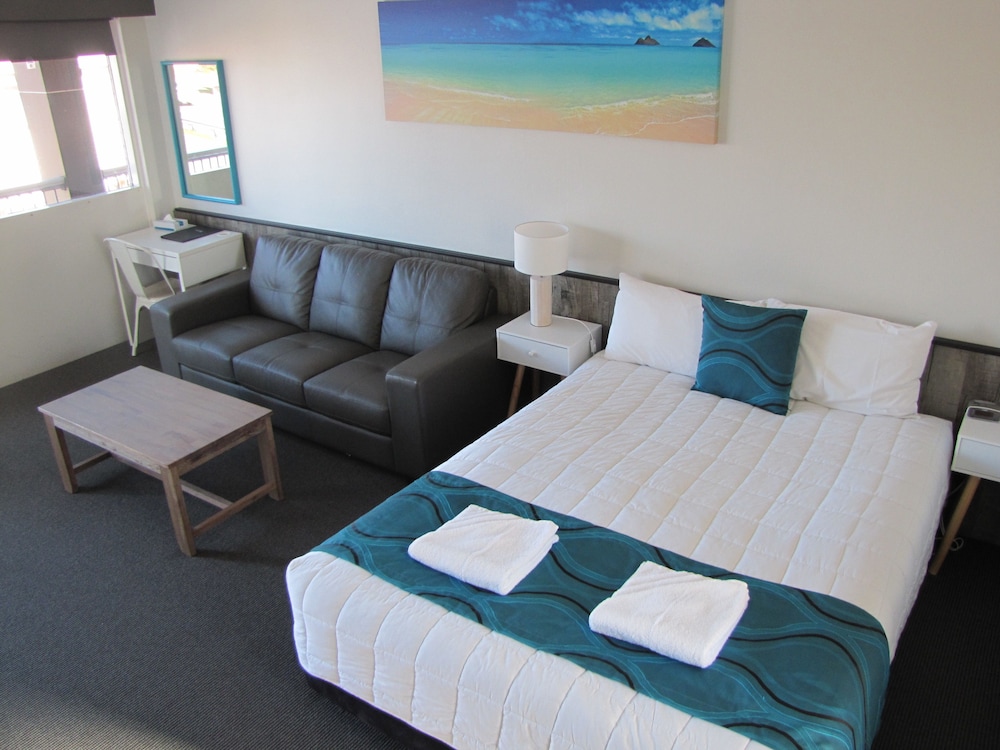 Room, Top of the Town Motel Narooma