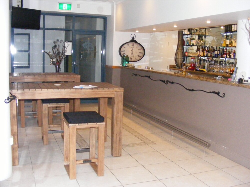 Rockpool Motor Inn