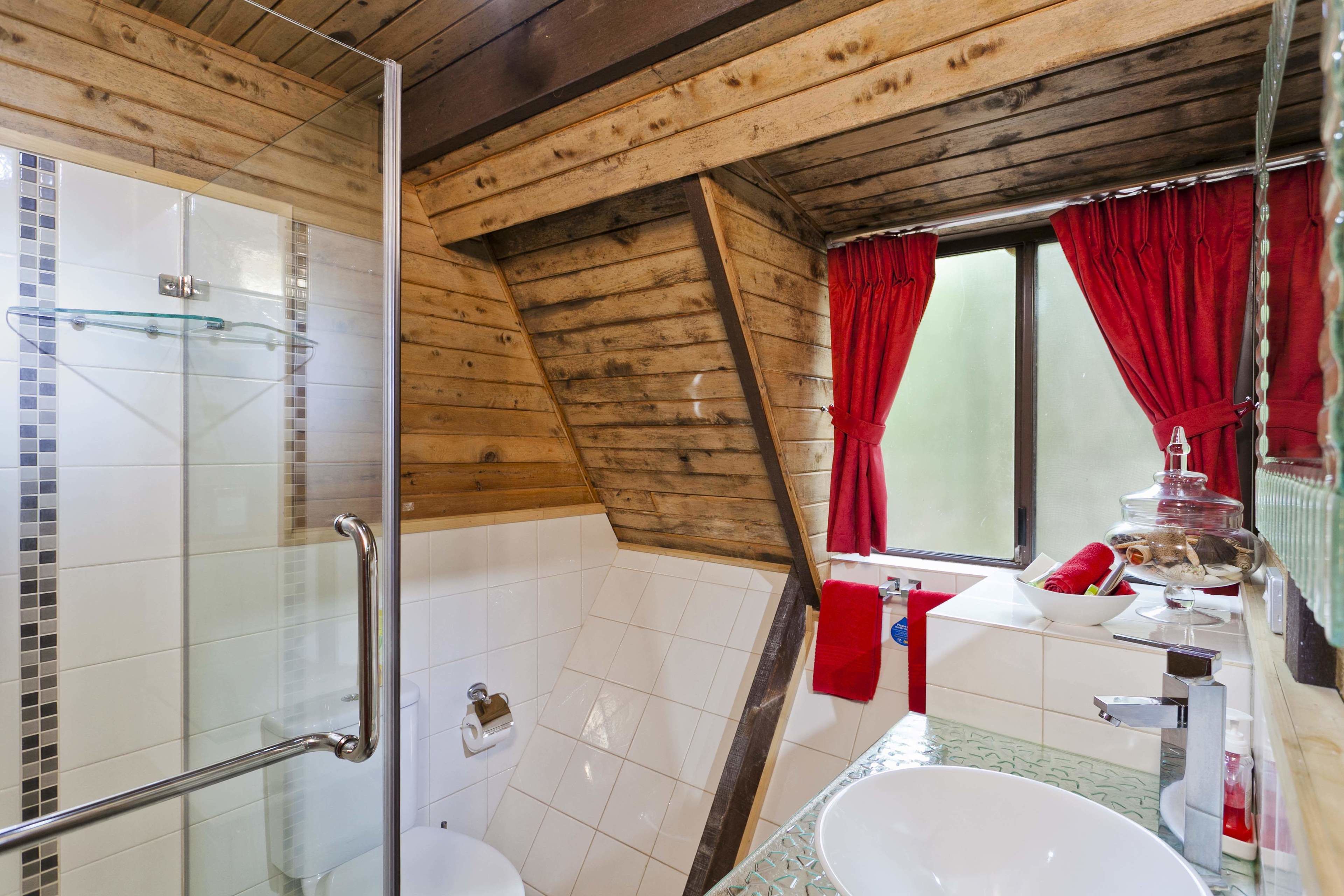 The Mouses House Rainforest Retreat