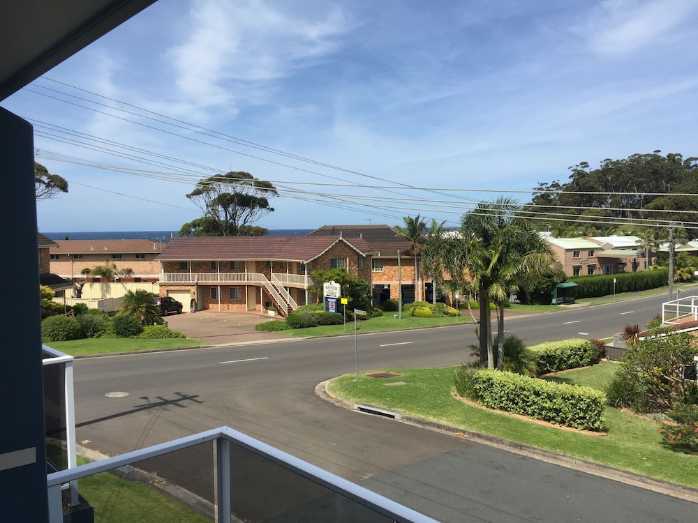Mollymook Aquarius Apartments