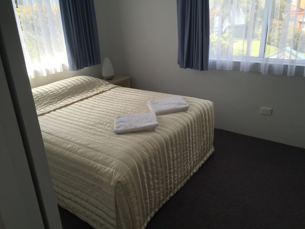 Mollymook Aquarius Apartments
