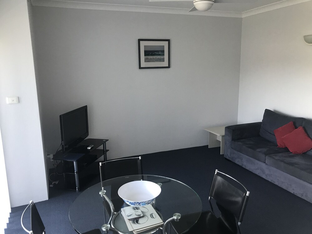 Mollymook Aquarius Apartments