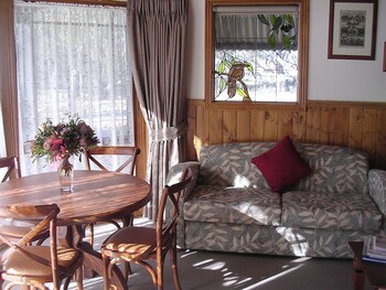 Cottages On Edward Deals Reviews Deniliquin Aus Wotif