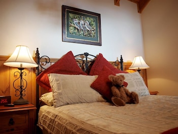 Cottages On Edward Deals Reviews Deniliquin Aus Wotif
