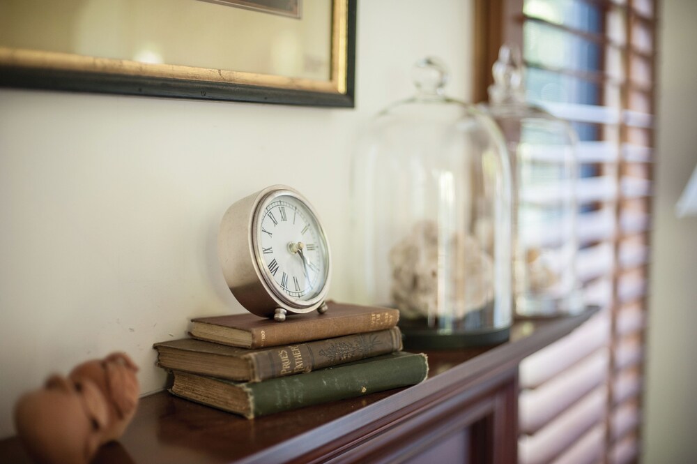 Woolrich Historic Garden Cottage