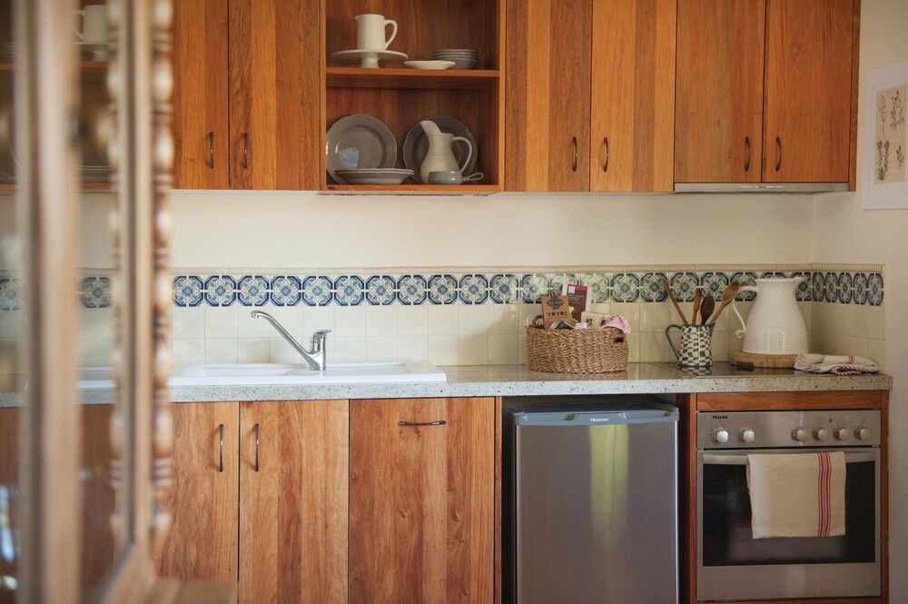 Woolrich Historic Garden Cottage
