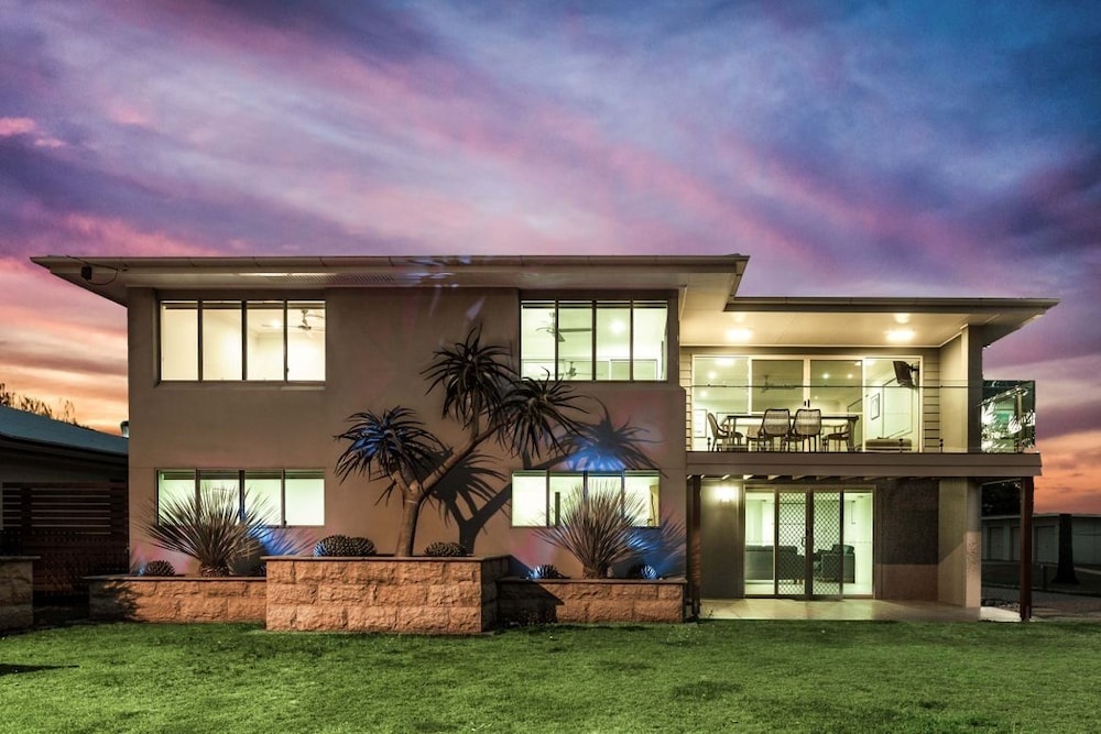 NRMA Woodgate Beach Holiday Park, Woodgate Room Prices & Reviews