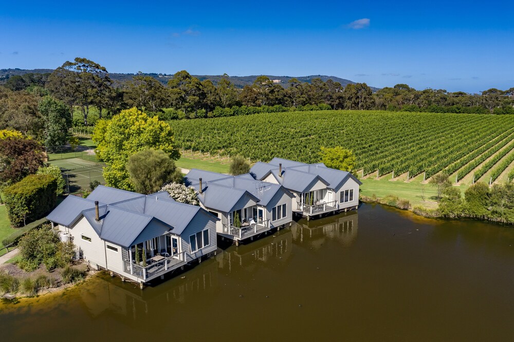Lakeside Villas at Crittenden