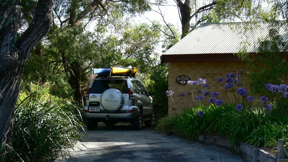 Spring Bay Villas