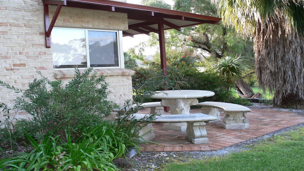 Terrace/patio, Spring Bay Villas