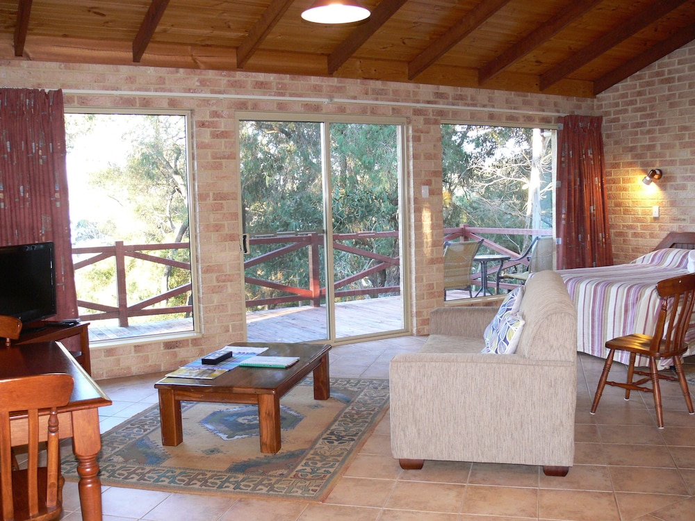 Spring Bay Villas