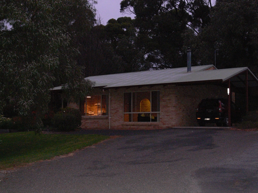 Spring Bay Villas