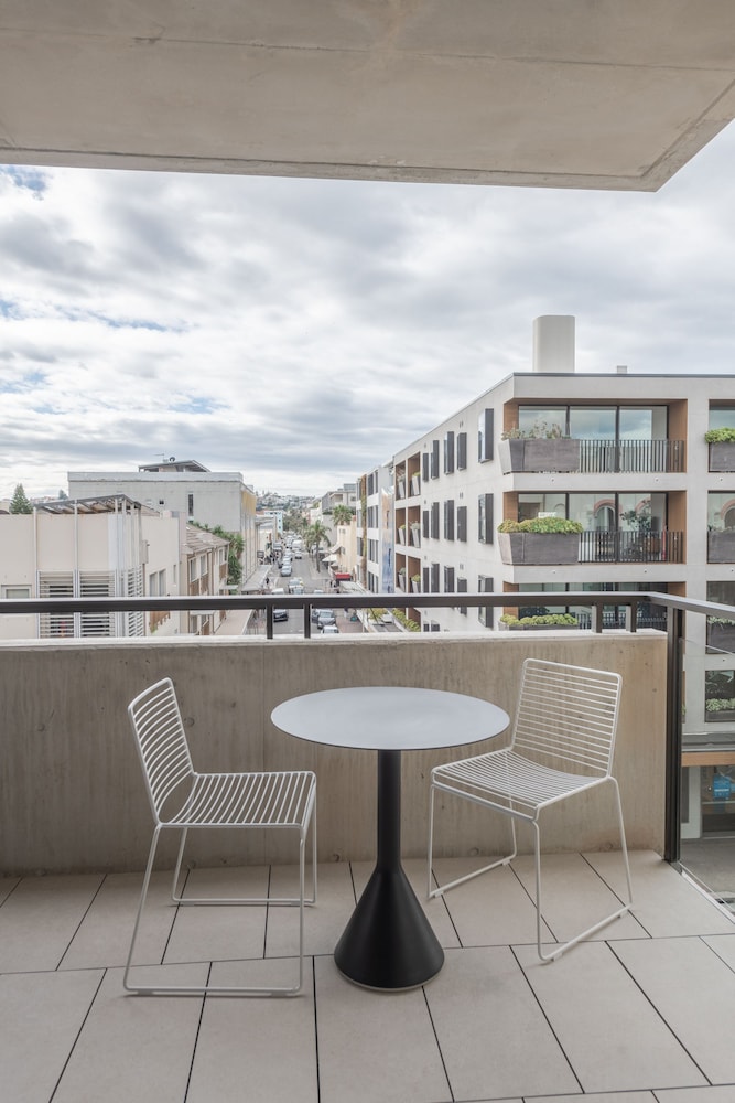 Balcony, Hotel Ravesis