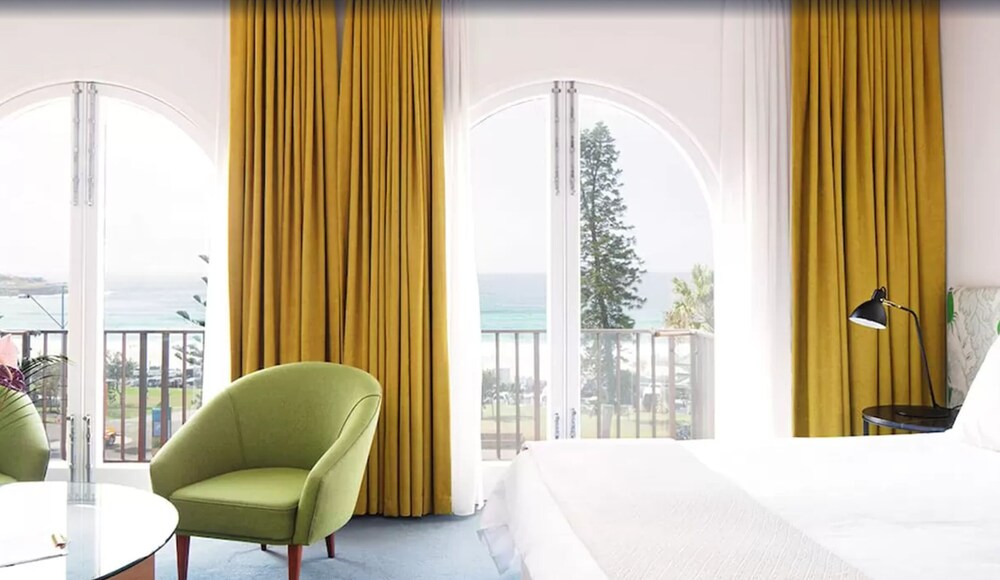 Hotel Ravesis