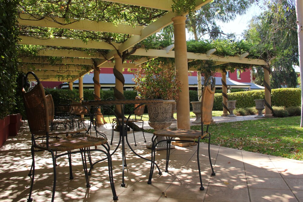 The Lawson Riverside Suites