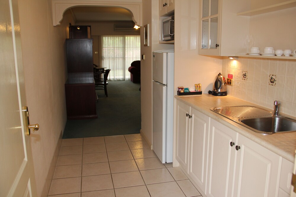 The Lawson Riverside Suites