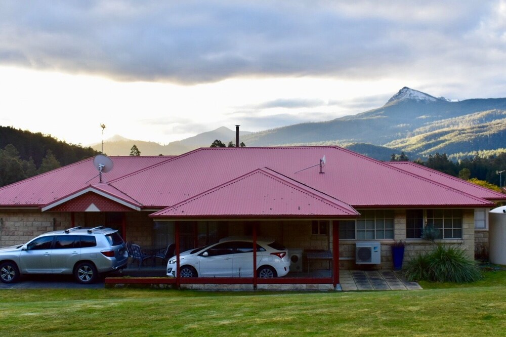 Maydena Mountain Cabins