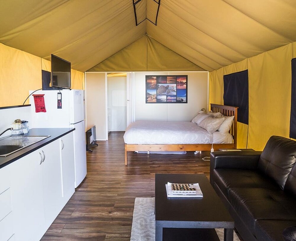 Promhills Cabins