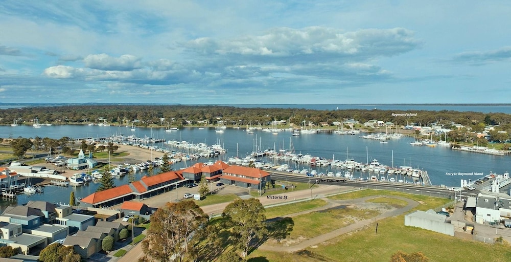 Mariners Cove at Paynesville Motel & Apartments in Paynesville Best