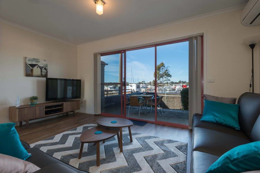 Mariners Cove at Paynesville Motel & Apartments in Paynesville Best