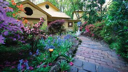 Linden Gardens Rainforest Retreat Linden Gardens Rainforest Retreat