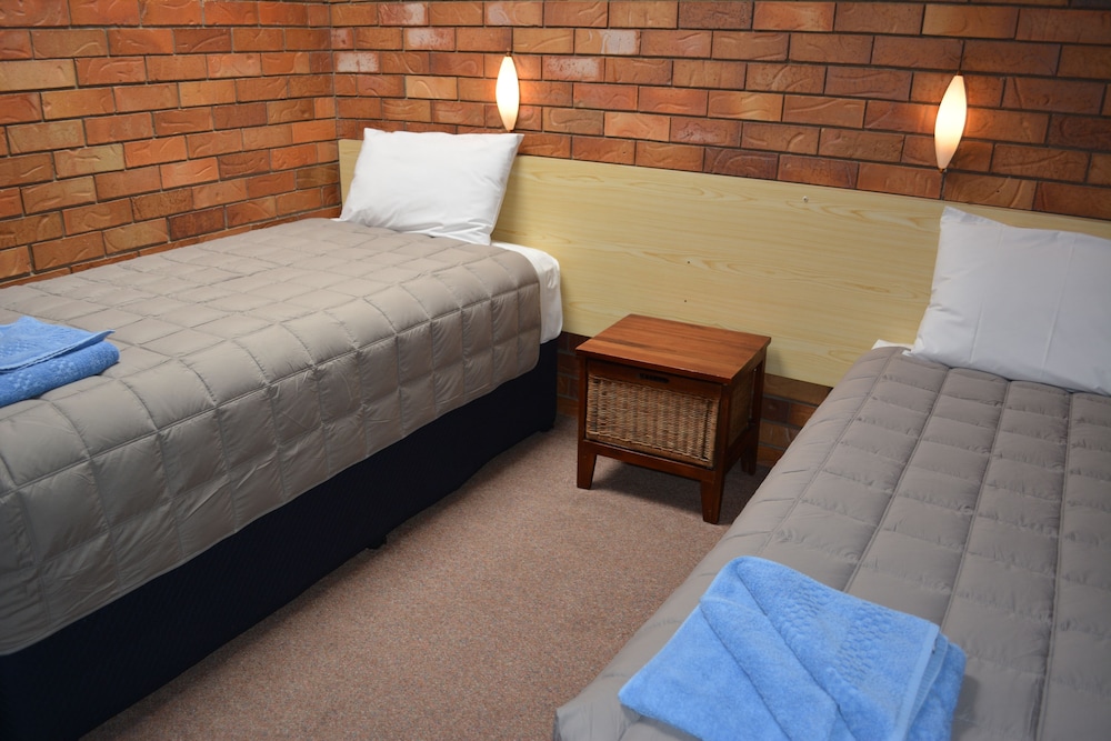 Peter Allen Motor Inn AU114 Deals & Reviews (Tenterfield, AUS) Wotif Peter Allen Motor Inn AU114 Deals & Reviews (Tenterfield, AUS) Wotif
