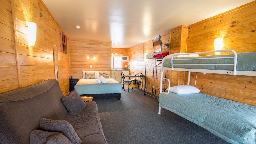 Nelson City TOP 10 Holiday Park