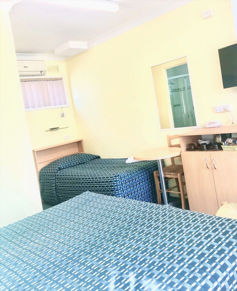 Motel 617