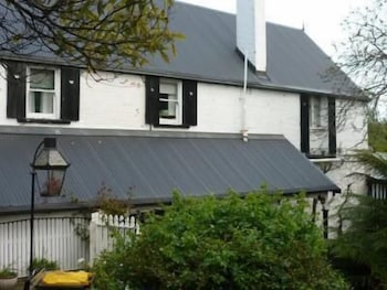 Old Colony Inn Tasmania Australia
