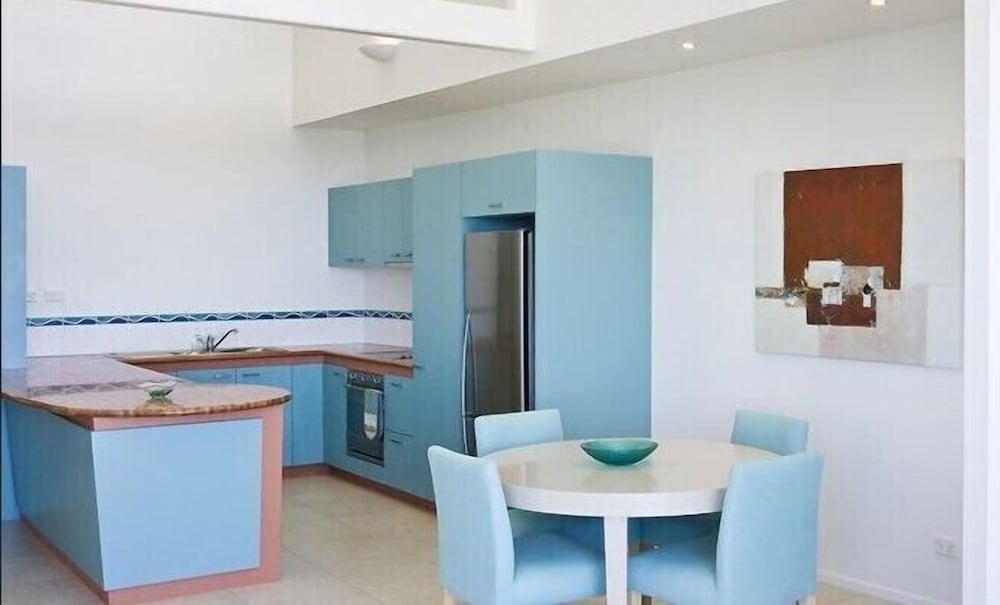 Aqua Promenade Beachfront Apartments