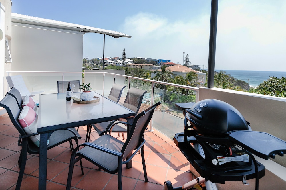 Aqua Promenade Beachfront Apartments