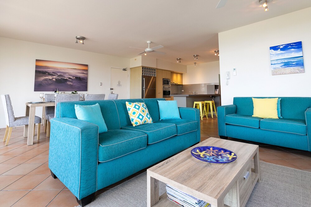 Aqua Promenade Beachfront Apartments
