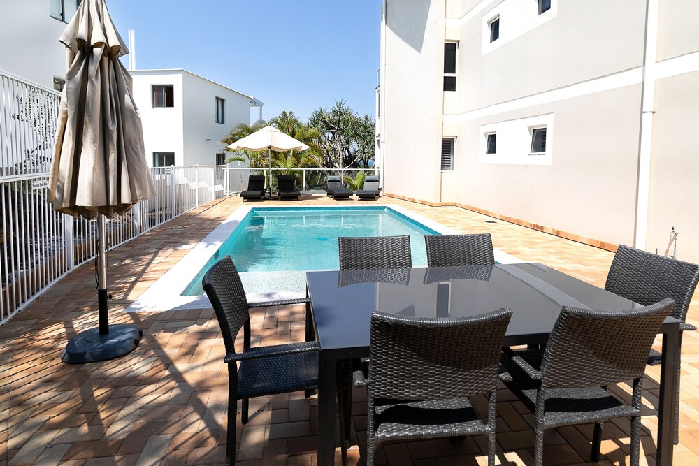 Aqua Promenade Beachfront Apartments