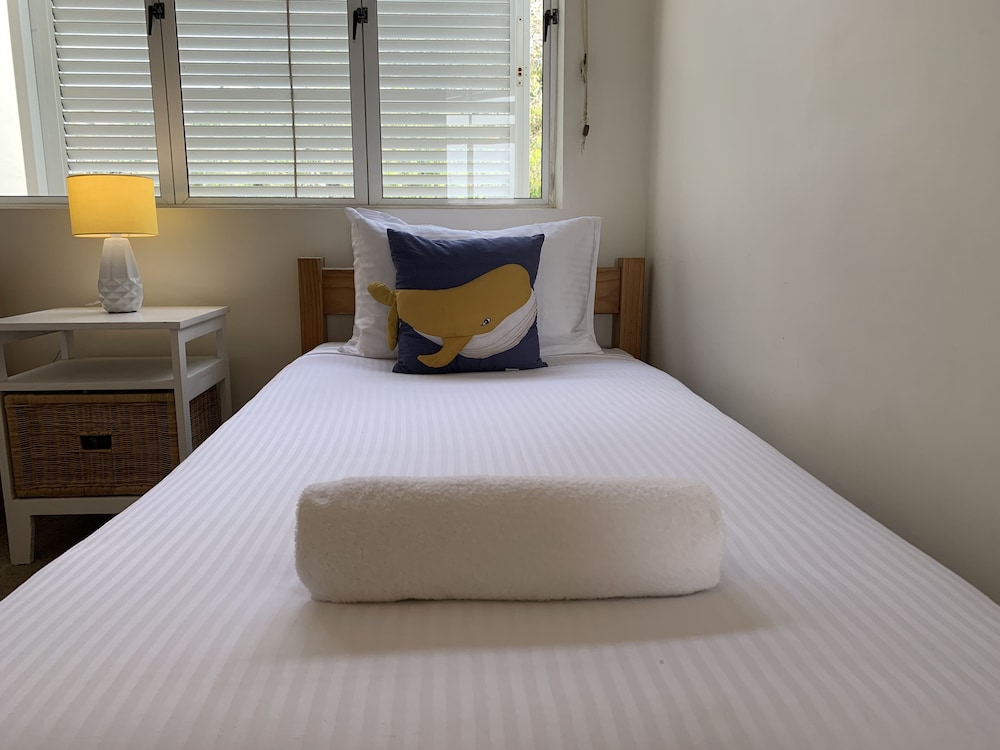 Aqua Promenade Beachfront Apartments