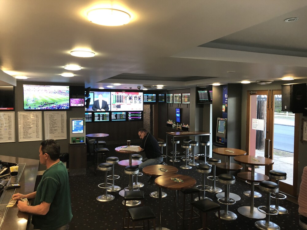 The William Farrer Hotel