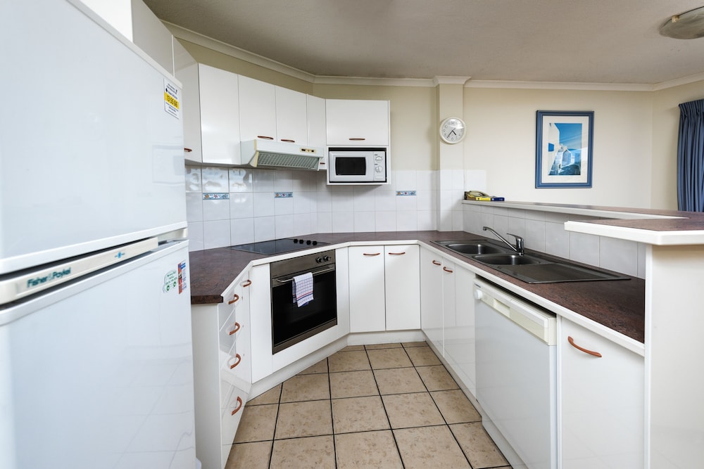 Alexander Beachfront Apartments Deals & Reviews (Hervey Bay, AUS) Wotif