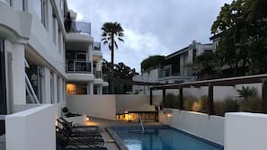 室外游泳池