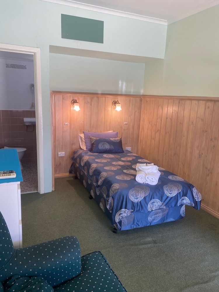 Paddle Steamer Motel in Swan Hill Best Rates & Deals on Orbitz