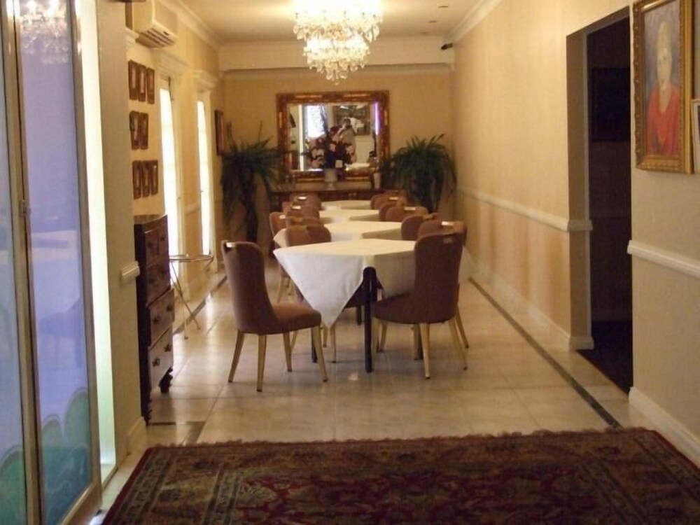 Langtrees Guest Hotel