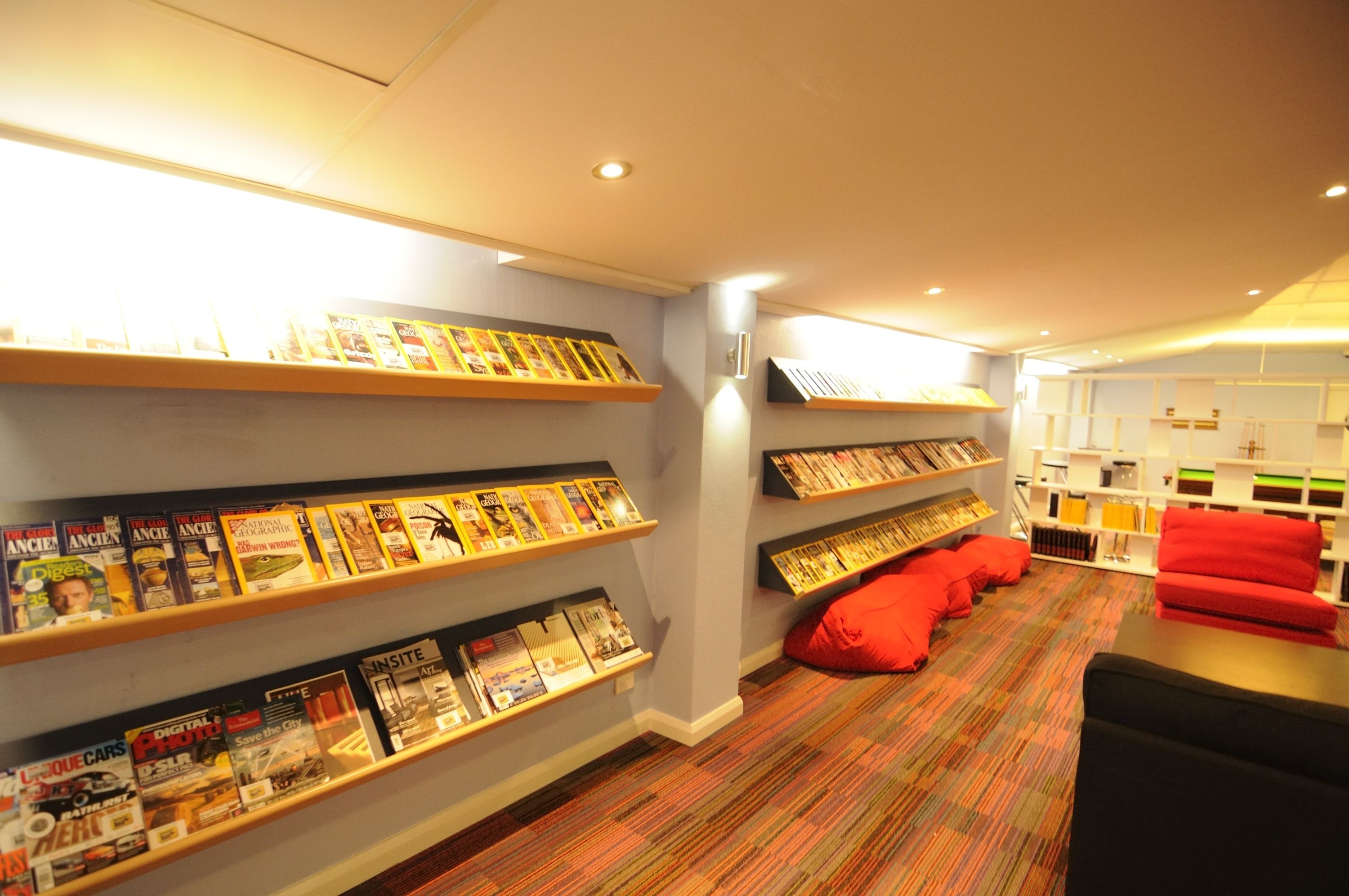 Kangaroo Inn - Hostel