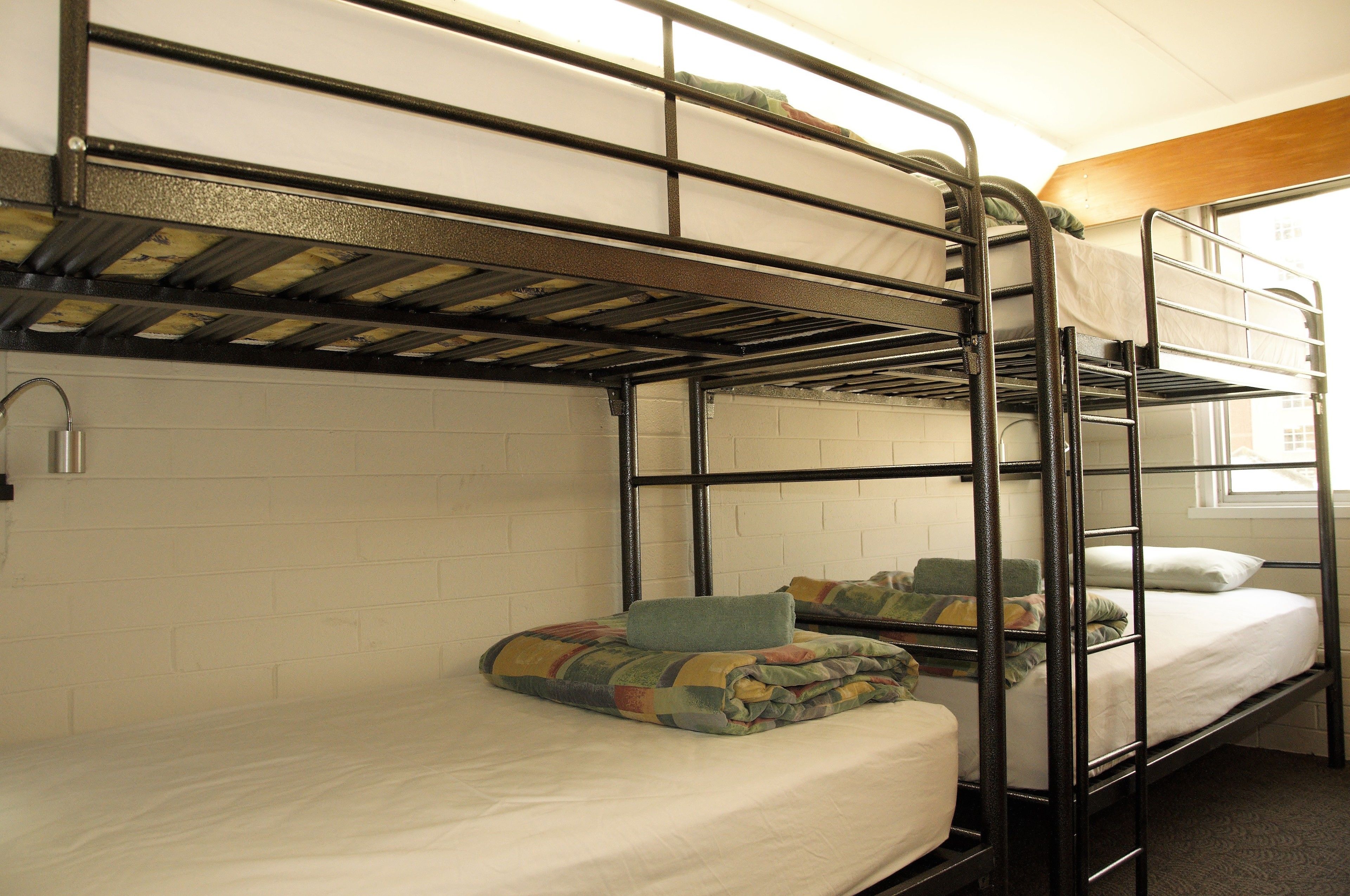 Kangaroo Inn - Hostel