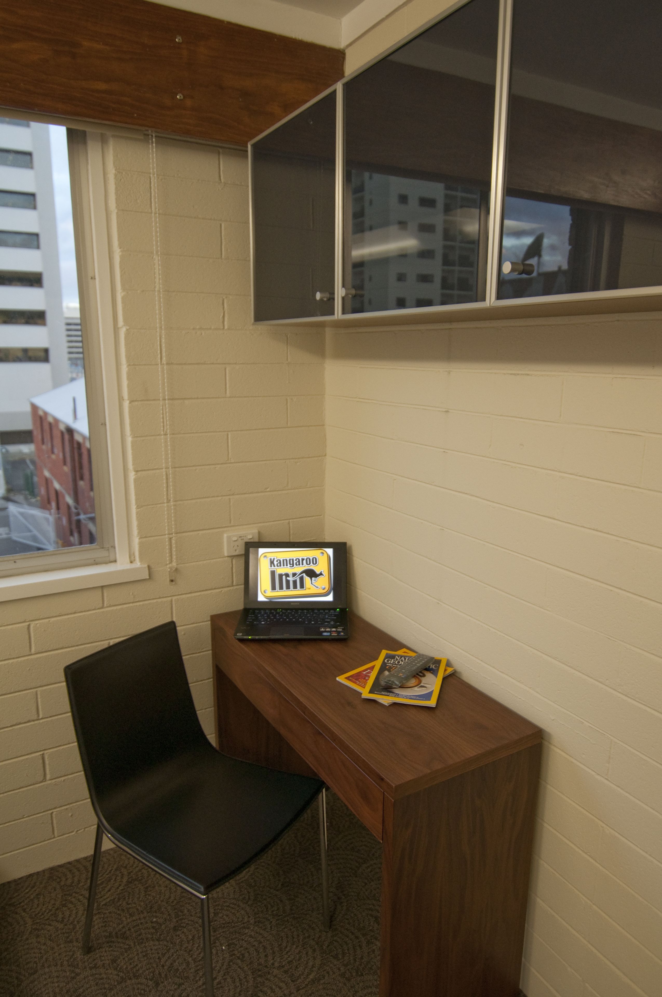 Kangaroo Inn - Hostel