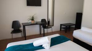 Bureau, Wi-Fi gratuit, draps fournis