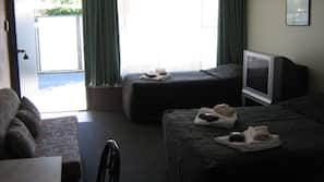 Free WiFi, wheelchair access