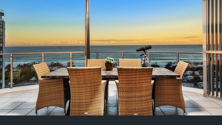Silver Sea On Sixth Resort